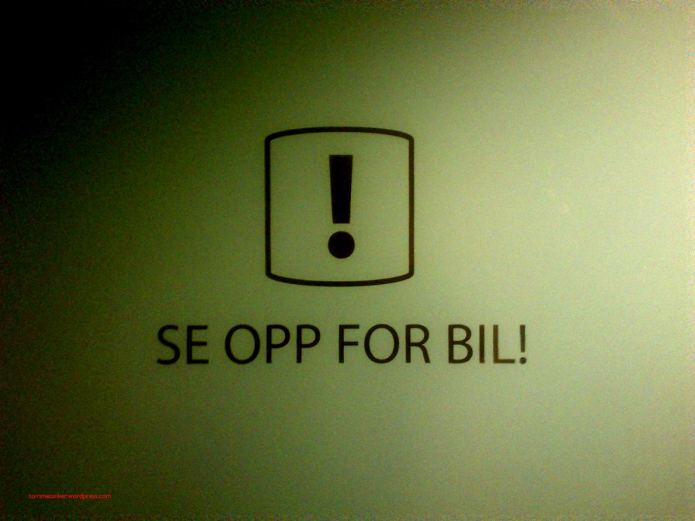 se_opp_for_bil_tommetanker