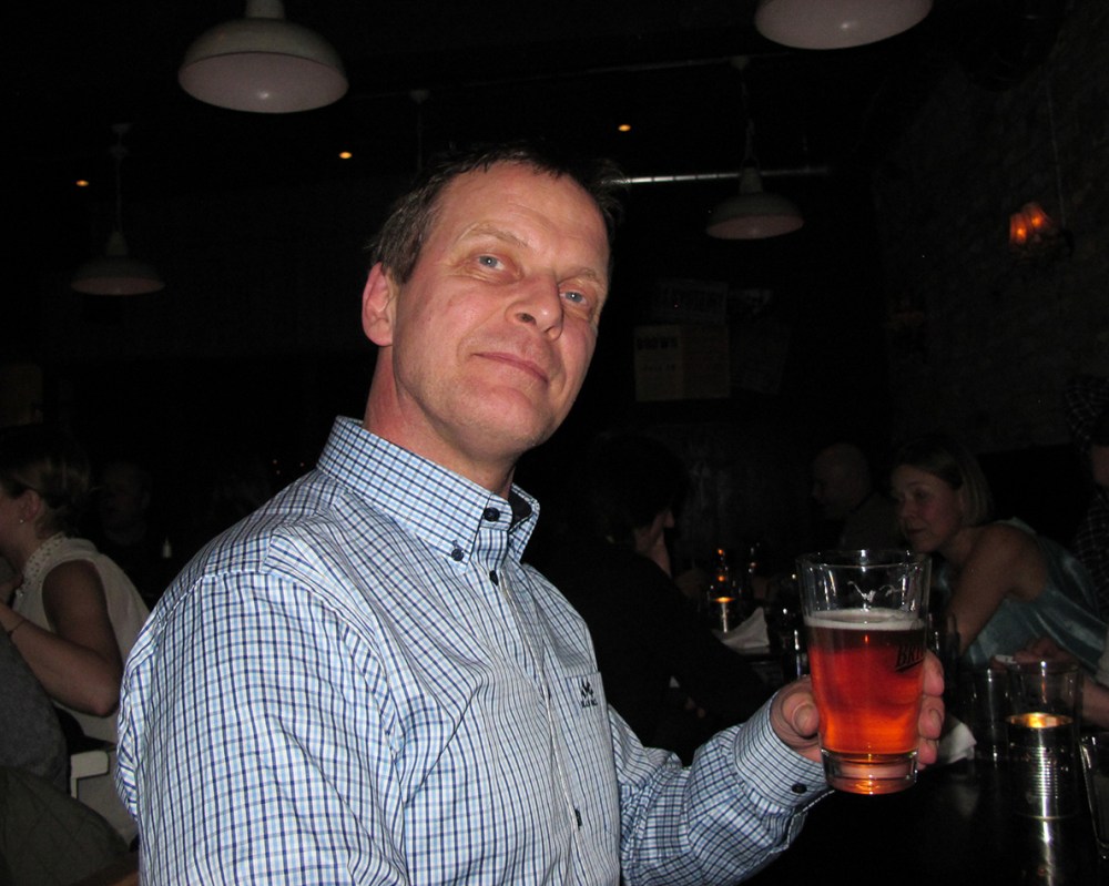 jeg_hever_glasset_tommetanker