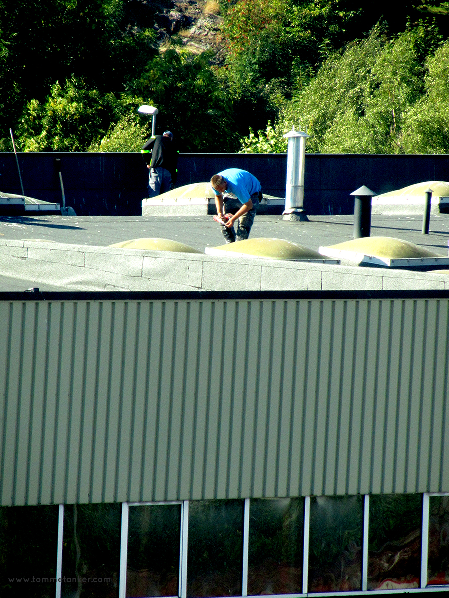 ta_i_et_tak_tommetanker