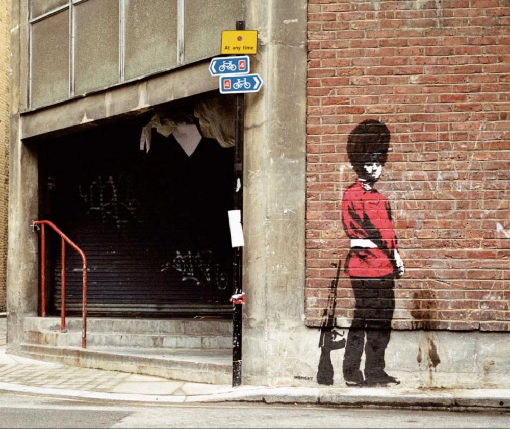 banksy_policeurinate