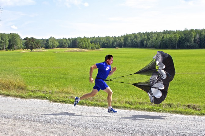 tomm_parachute_run_tommetanker