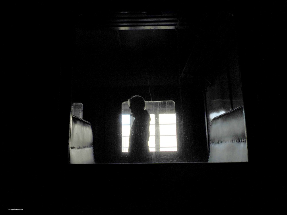 maya_i_toget_tommetanker