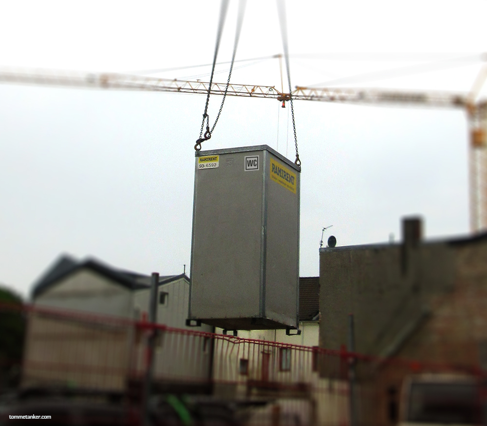 flying_crap_tommetanker