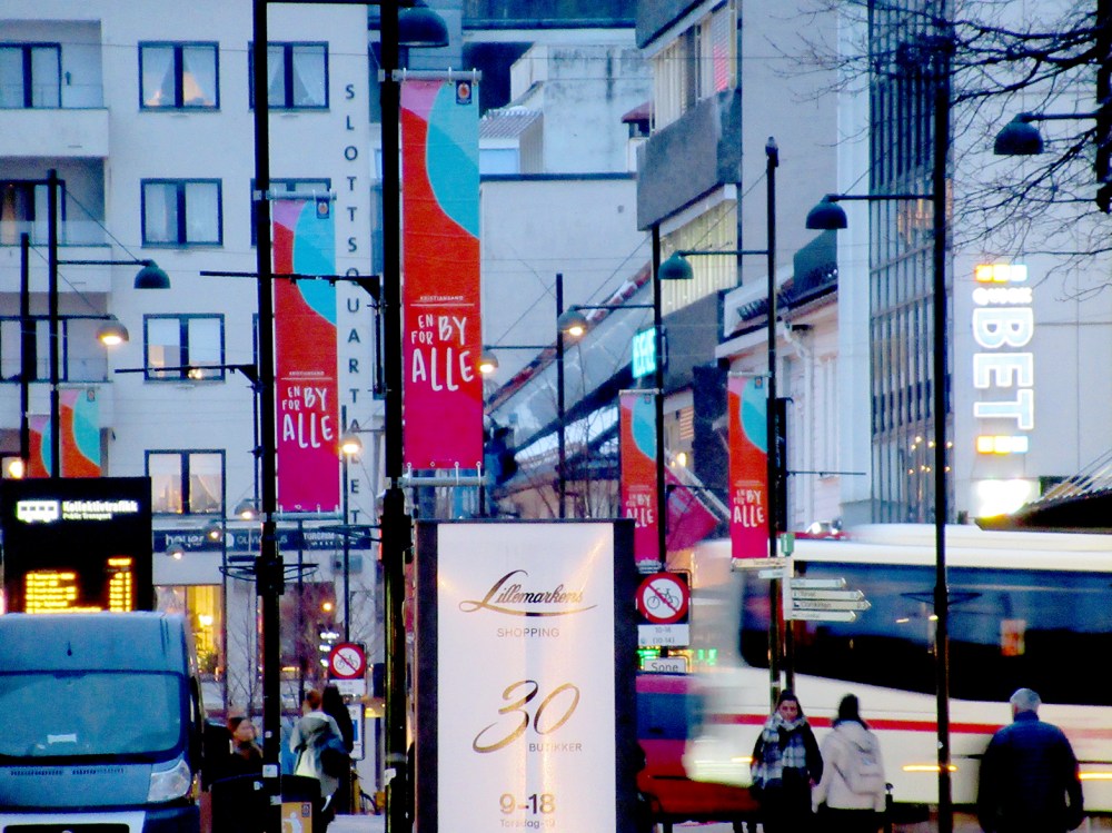 en_by_for_alle_gate_tommetanker