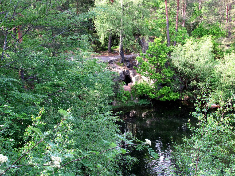 ole_høilands_hule_stampa_tommetanker