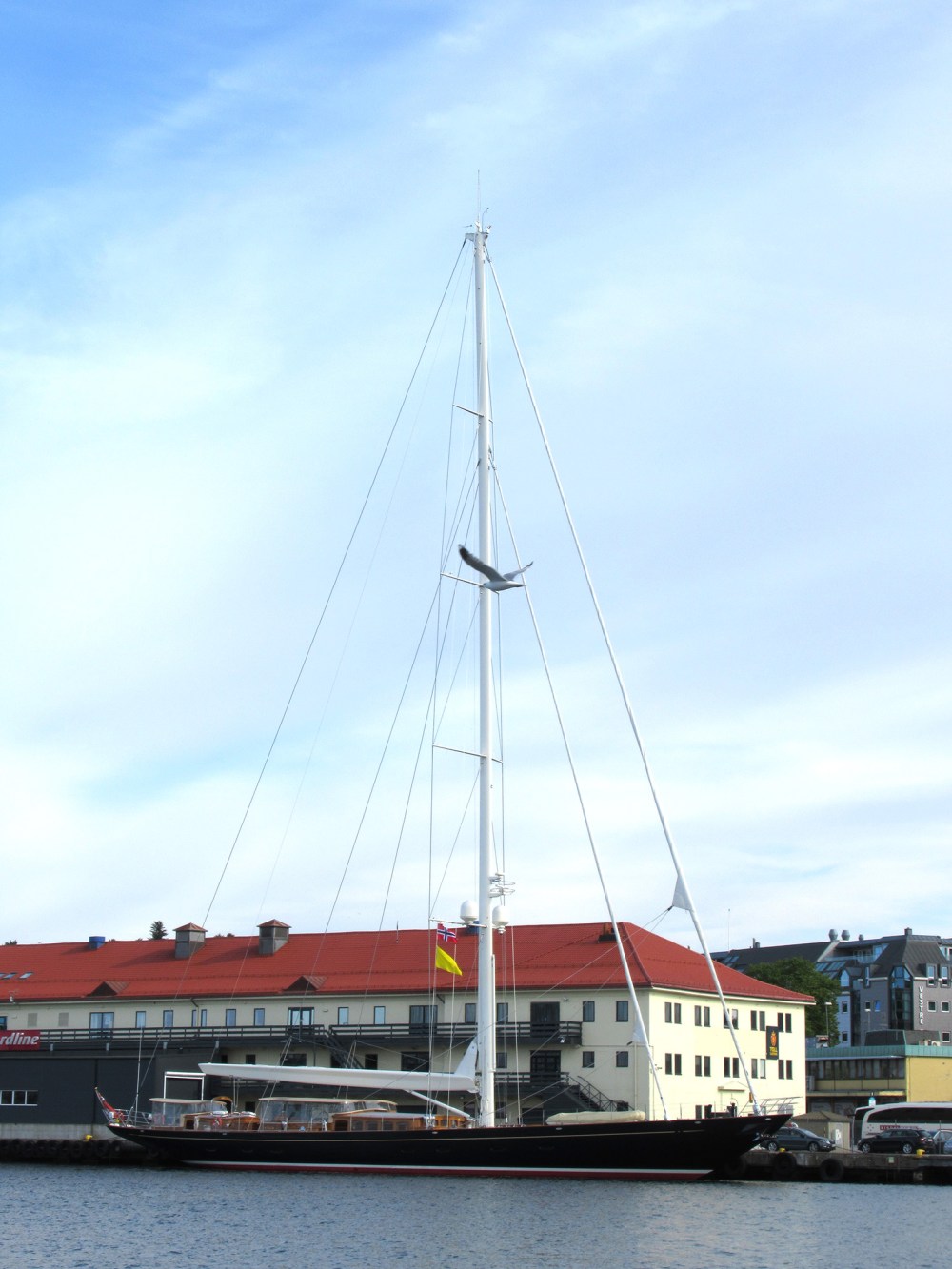 stor_seilbåt_tommetanker