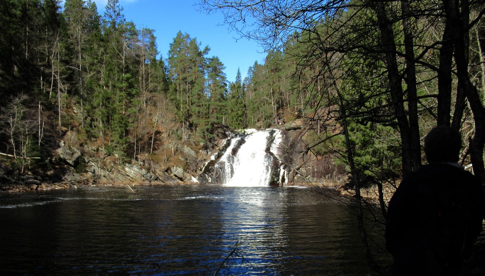 Brattefoss_Dikeelva_tommetanker
