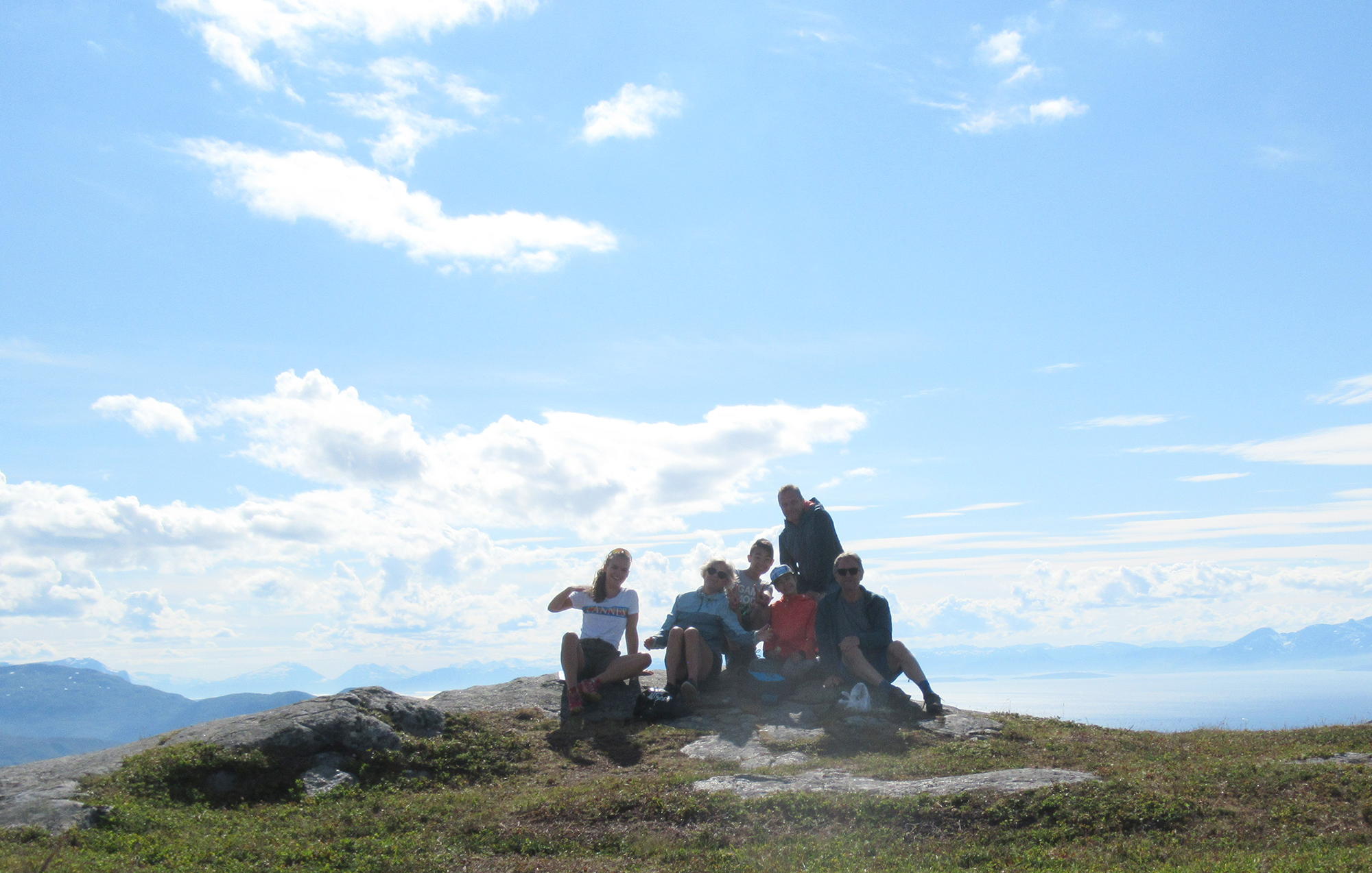 dyrøygommen_3_tommetanker